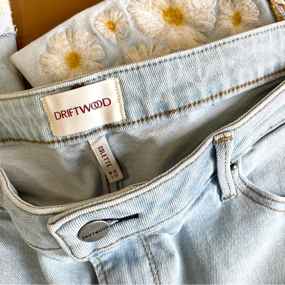⚡️SALE⚡️Driftwood Colette - daisy jeans - Picture 4 of 9